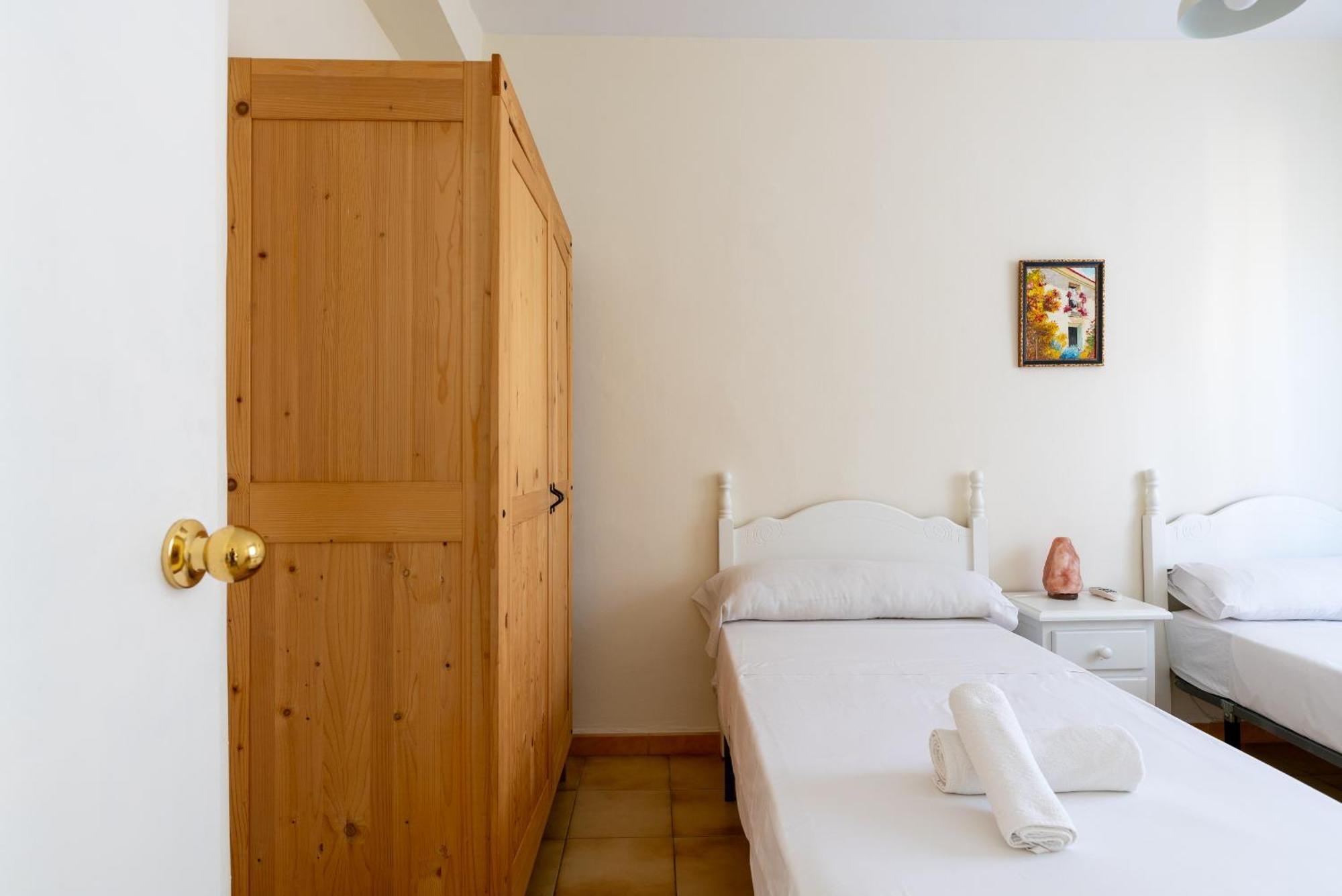 Apartamento Familiar Maria Auxiliadora 塞维利亚 外观 照片