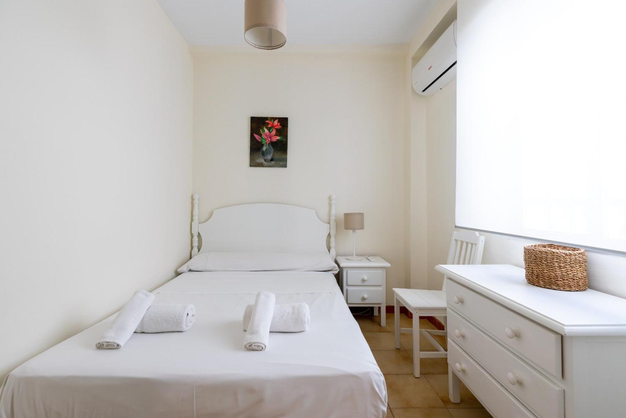 Apartamento Familiar Maria Auxiliadora 塞维利亚 外观 照片