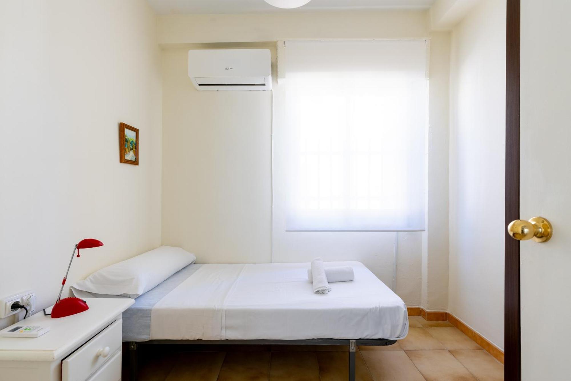Apartamento Familiar Maria Auxiliadora 塞维利亚 外观 照片