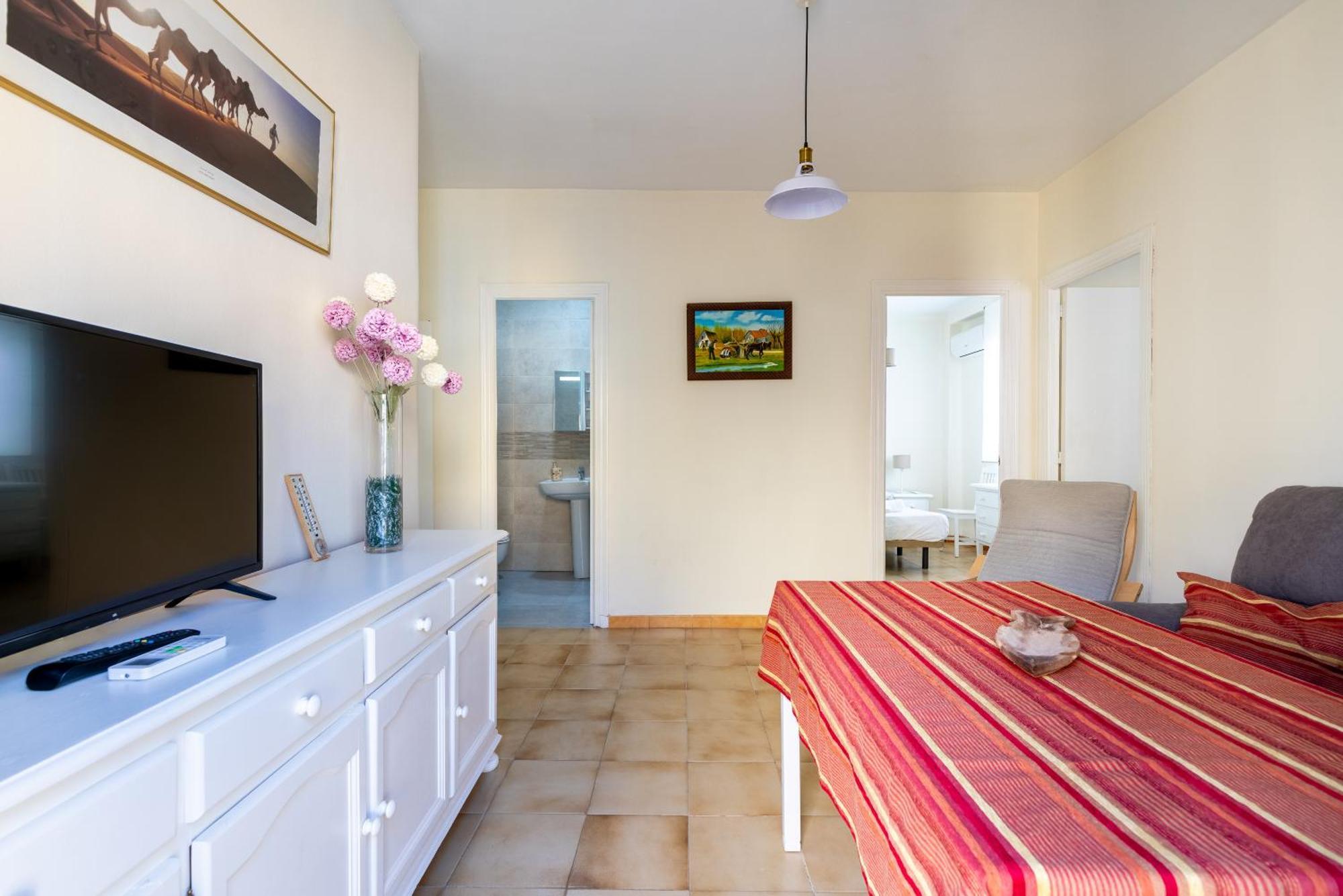 Apartamento Familiar Maria Auxiliadora 塞维利亚 外观 照片
