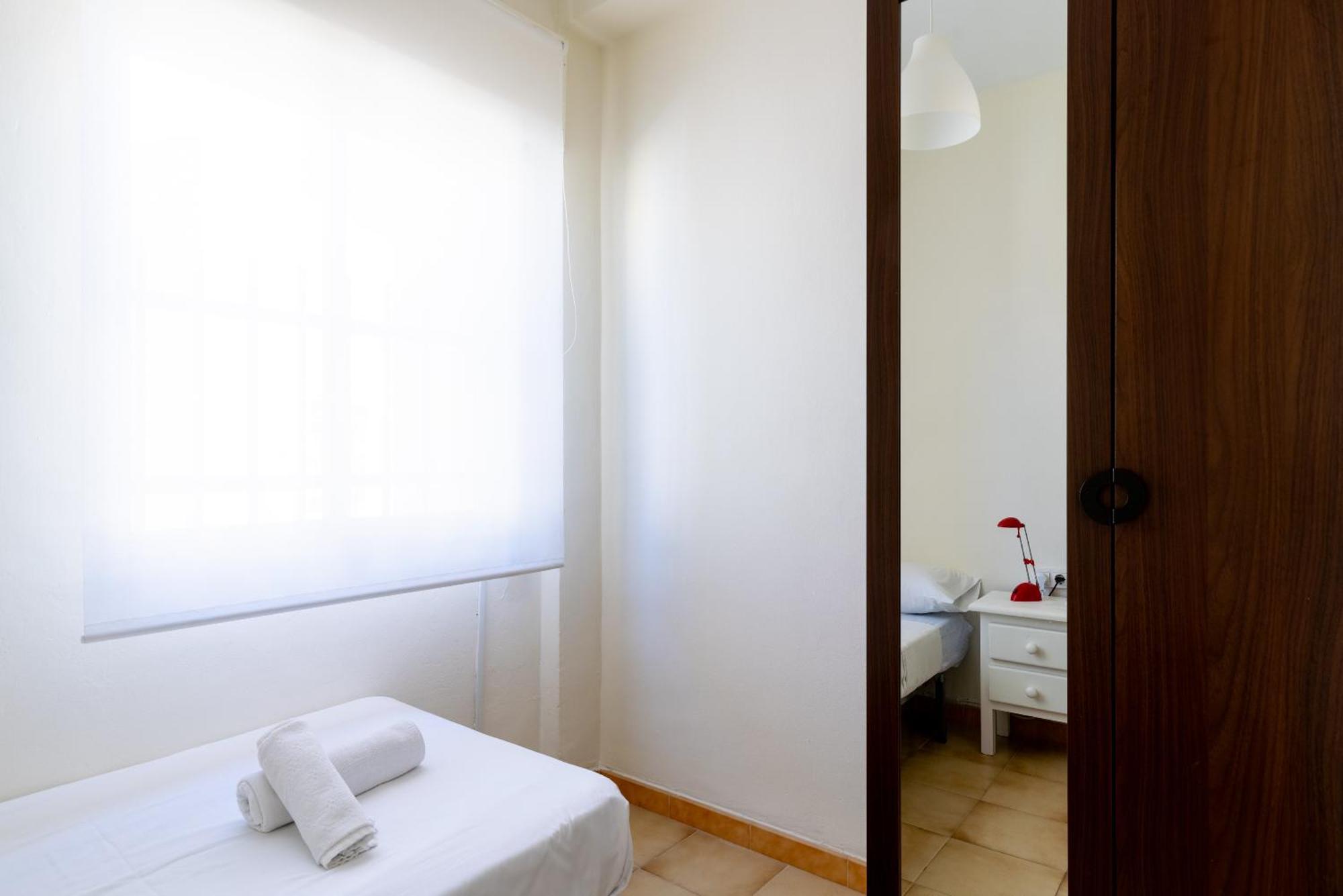 Apartamento Familiar Maria Auxiliadora 塞维利亚 外观 照片